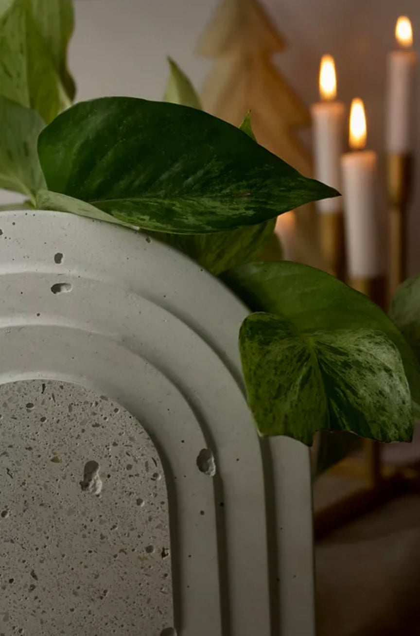Cache-pot pour plantes - demi-lune