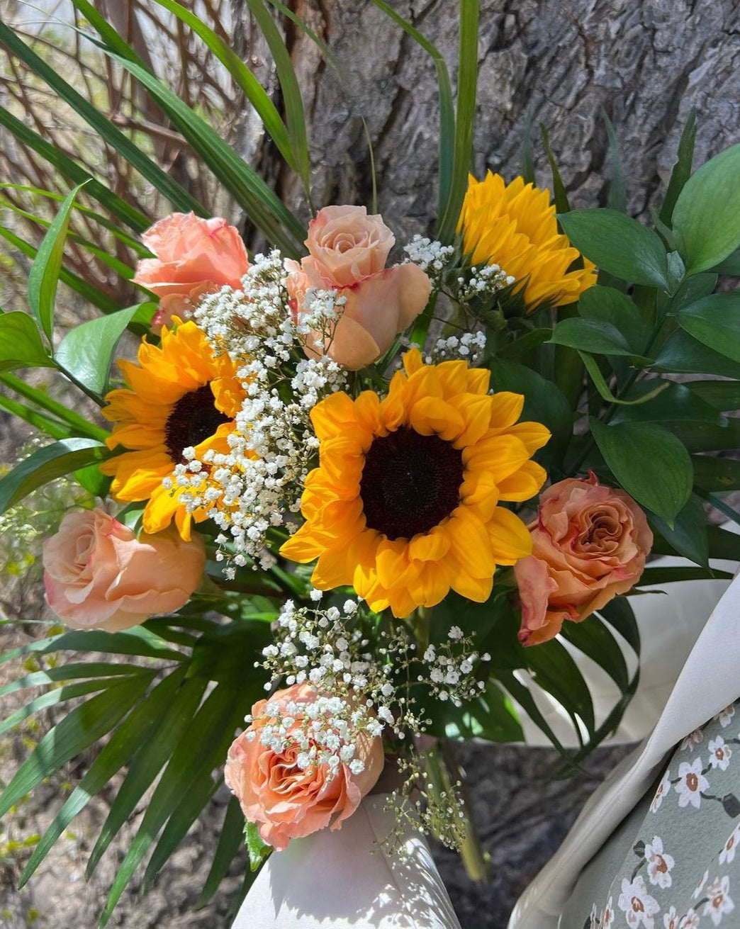 Moyen bouquet de fleurs