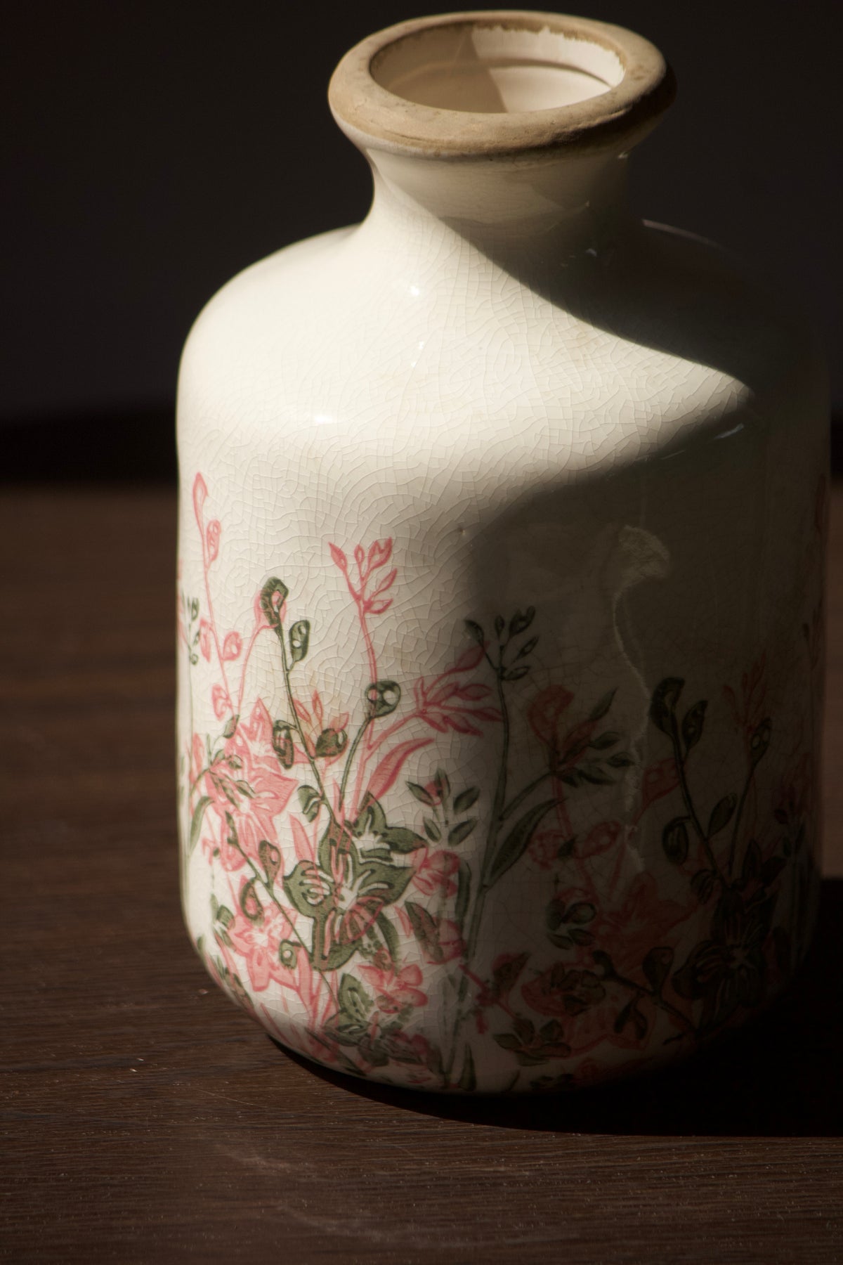 Vase antique fleurettes
