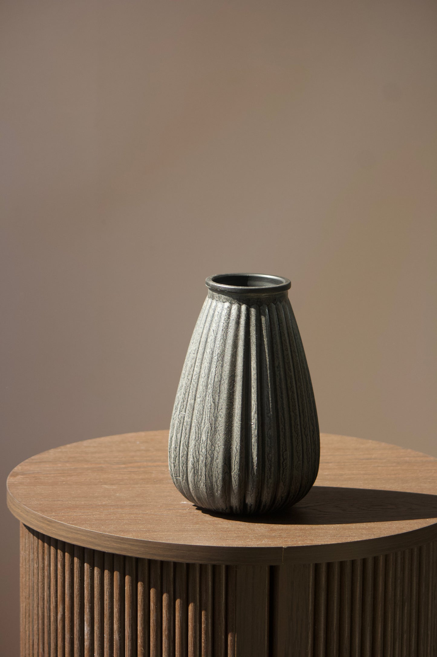 Vase Noir Texturé - Mat